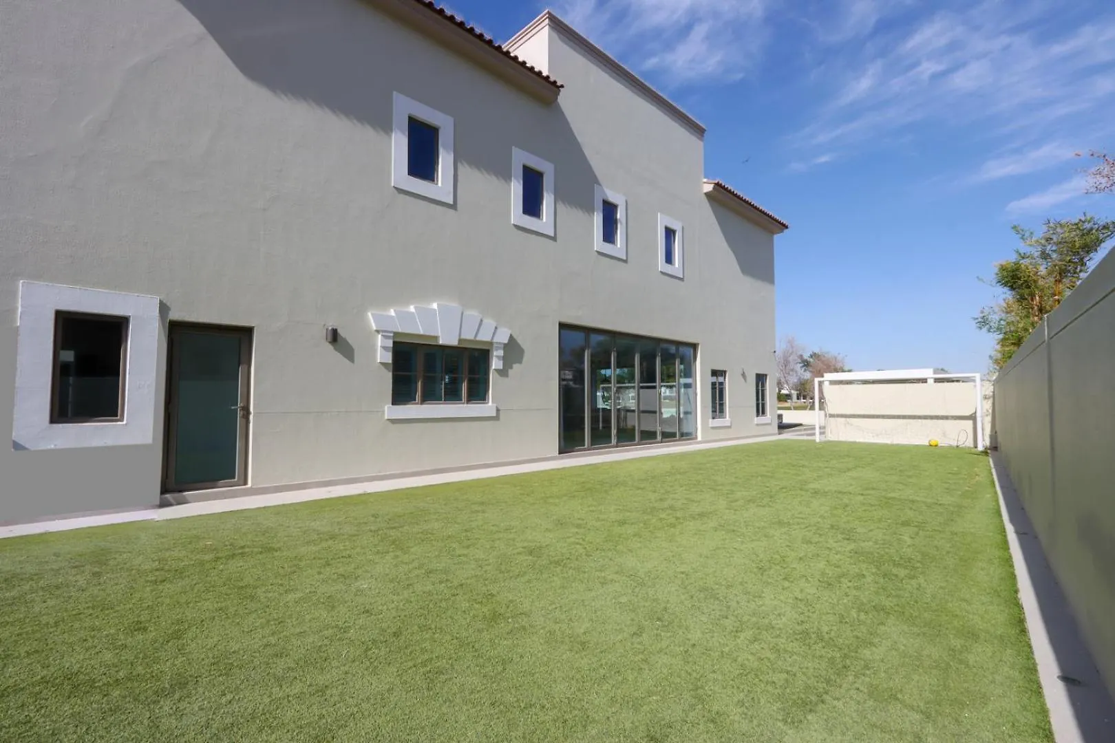 Livbnb-Luxurious Family Getaway, 6Br Villa Dubai