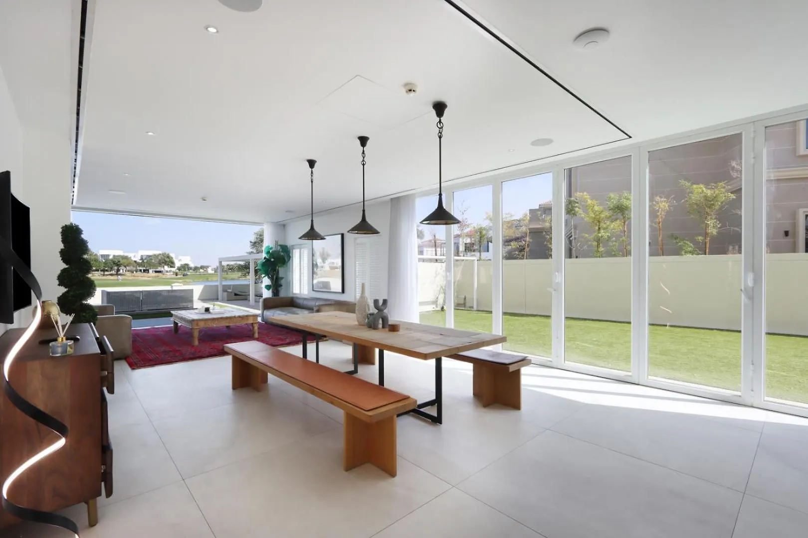 Livbnb-Luxurious Family Getaway, 6Br Villa Dubai 0*,