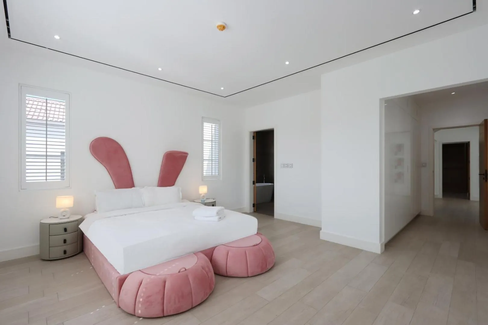 Livbnb-Luxurious Family Getaway, 6Br Villa Dubai Apartment