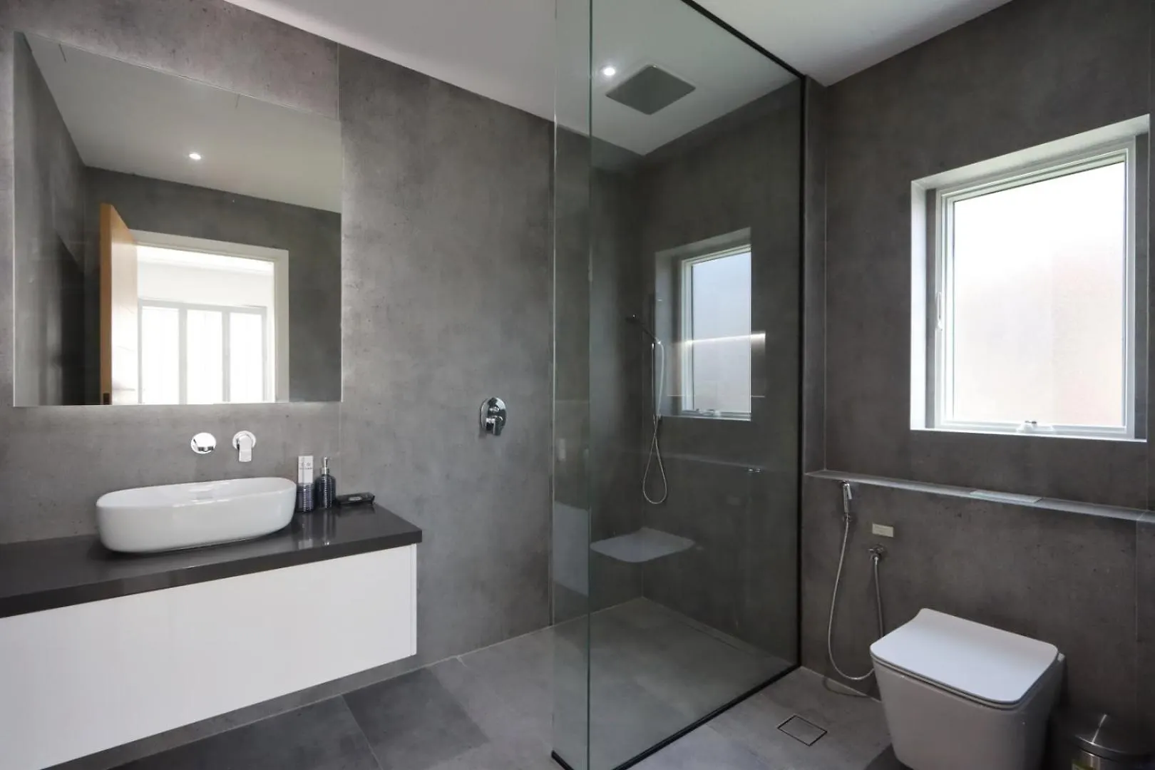 Livbnb-Luxurious Family Getaway, 6Br Villa Dubai 0*,