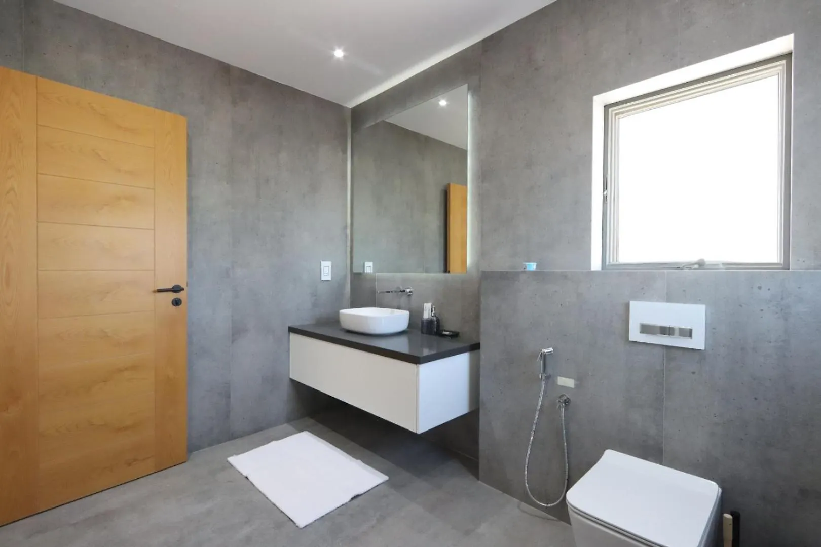 Livbnb-Luxurious Family Getaway, 6Br Villa Dubai 0*,  United Arab Emirates