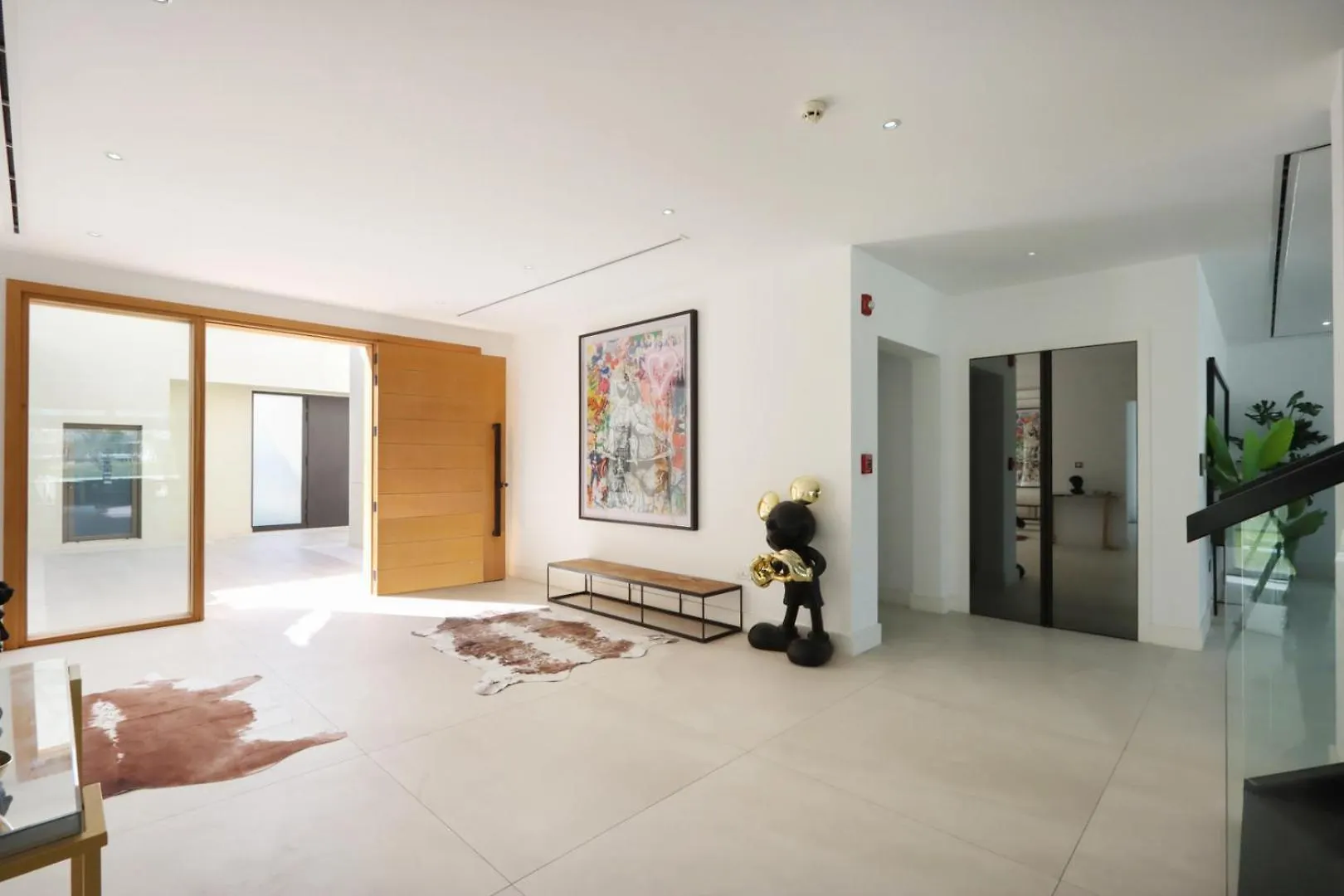Apartment Livbnb-Luxurious Family Getaway, 6Br Villa Dubai United Arab Emirates