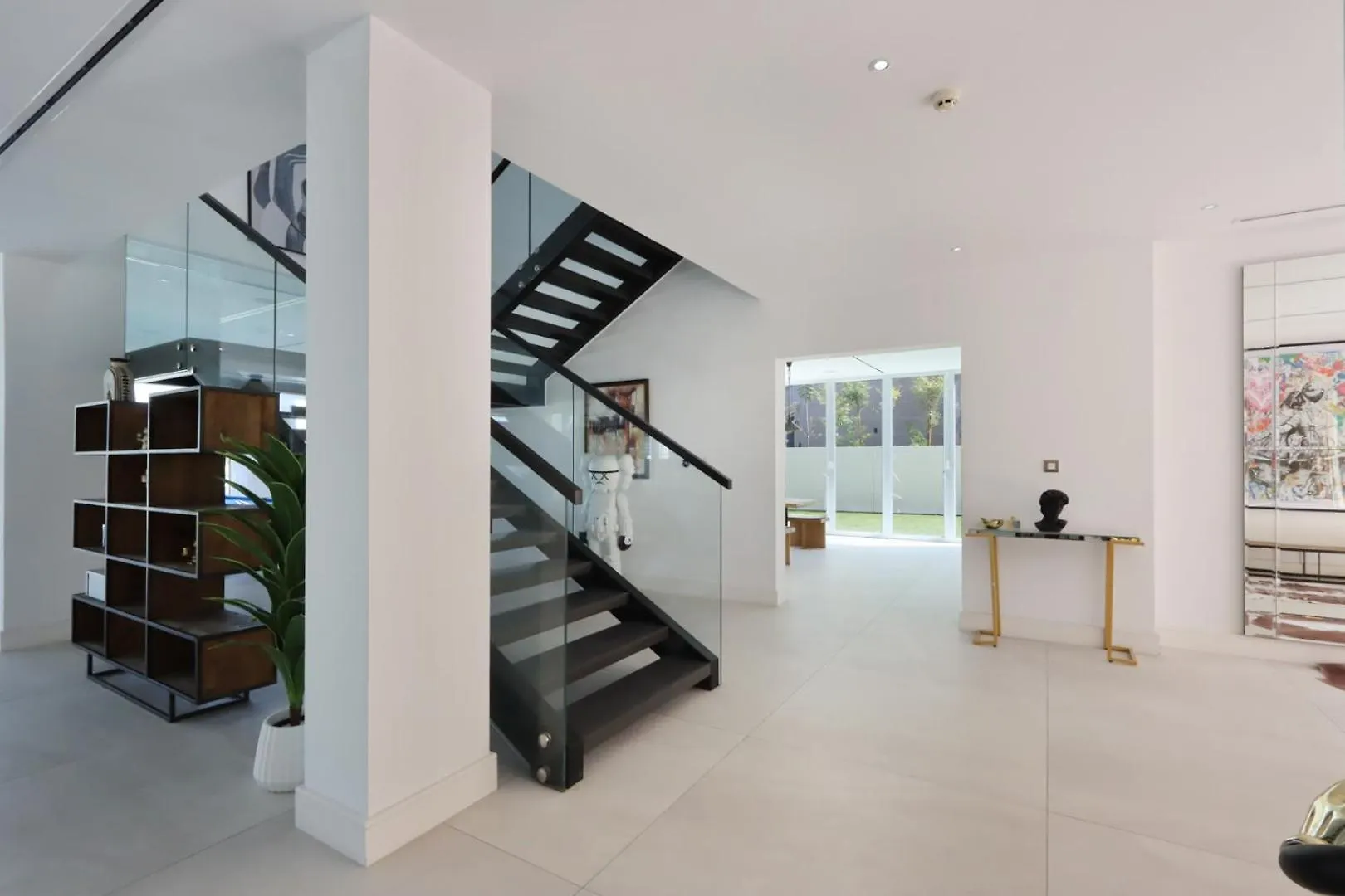 Apartment Livbnb-Luxurious Family Getaway, 6Br Villa Dubai