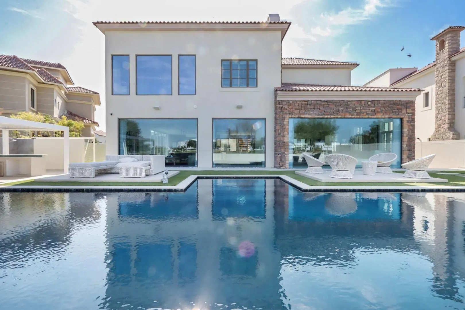 Livbnb-Luxurious Family Getaway, 6Br Villa Dubai